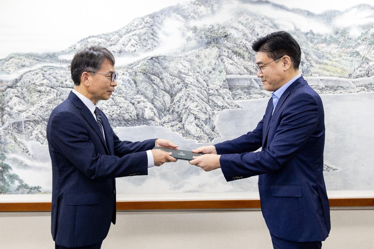 사령교부
