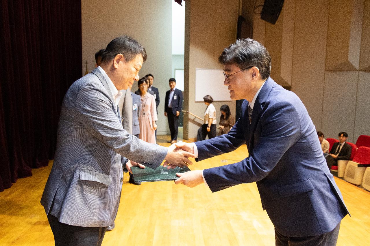 사령교부