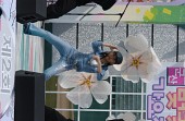 제2회 벚꽃가요제에서 노래하시는 장면사진(00004)