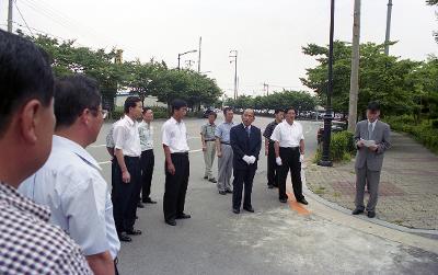 시청앞 직장협 임원들간의 대화