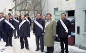 재래시장 사주기 행사 중이신 시장님과 의원님들의 모습사진(00002)