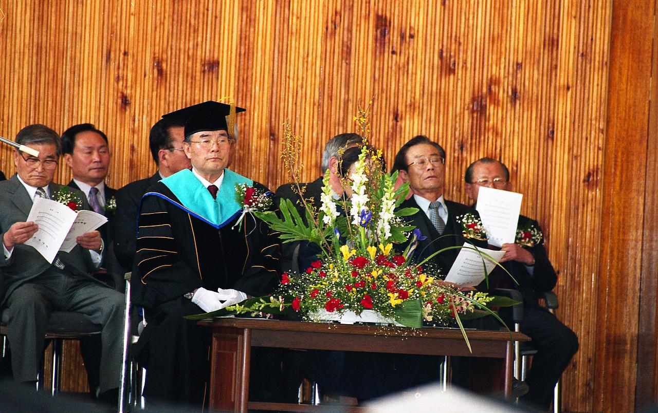 군장대학위수여식 중인 모습1