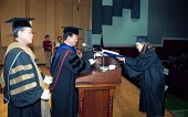수여장을 받는 교수님들의 모습2사진(00003)