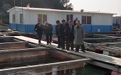 통영바다목장을 둘러보시는 시장님과 의원님들의 모습1사진(00016)