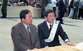 앉아있는 시장님과 의원님의 모습사진(00001)