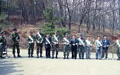 바자회기념 테이프커팅식 중이신 의원님들의 모습사진(00002)