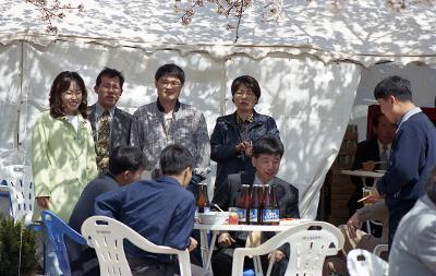 맥주 7병을 마시고계신 의원님들