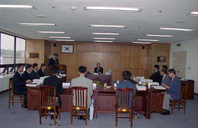 수송동 경노당 준공, 총무과 회의