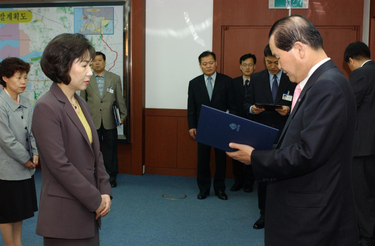 사령교부