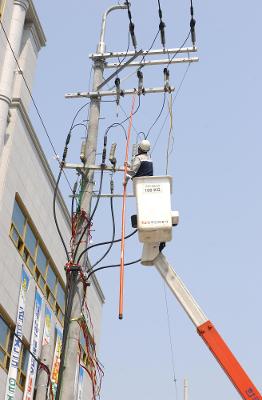 한전 전신주보수