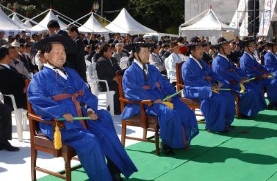 고창모양성제 축성참여 시군기 게양