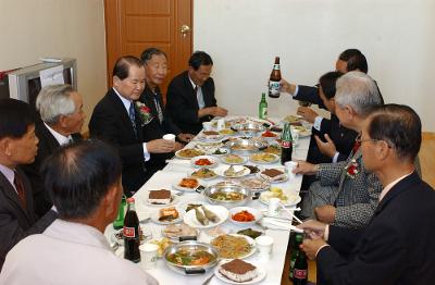 옥구 우치산경노당 개원