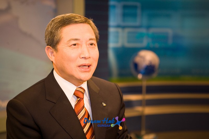 JTV 신년인터뷰를 하시는 송웅재 부시장님