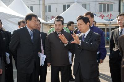 축제 관련 말씀을 하시는 부시장님 2