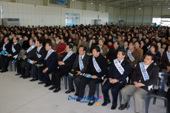 새만금 승소 판결 합동 연합 예배에 모인 시민들과 의원님들 2사진(00002)