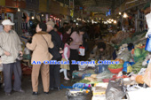 바글바글한 역전 구 시장의 모습사진(00002)