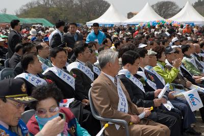 새만금 방조제 축하 행사에 오신 의원님분들