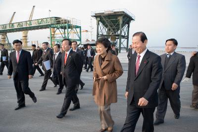 박근혜 한나라당 전대표 군산항 방문