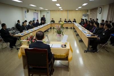 구암동 주민과의 간담회가 열리는 회장 안 모습1