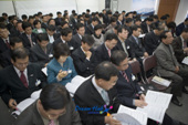 당면현안업무 보고회에 참석하신 임원들의 모습2사진(00008)