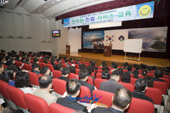 청원친절서비스 교육회가 열리는 시민문화회관 회장 안의 모습5사진(00006)