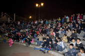 은파야외공연장에서 공연을 보고있는 시민들1사진(00008)
