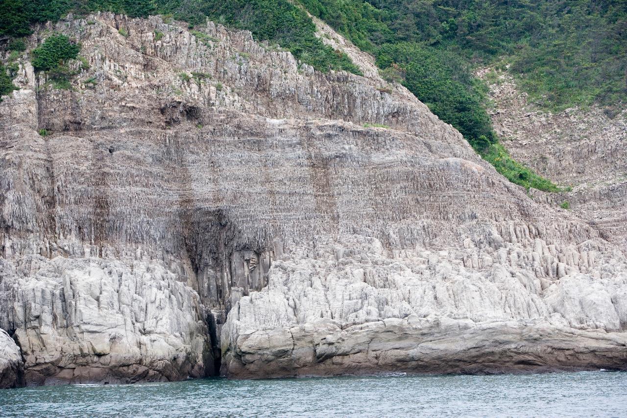 선유도 돌산의 한쪽면2