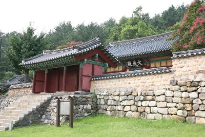 옥구향교 대문입구 전경1