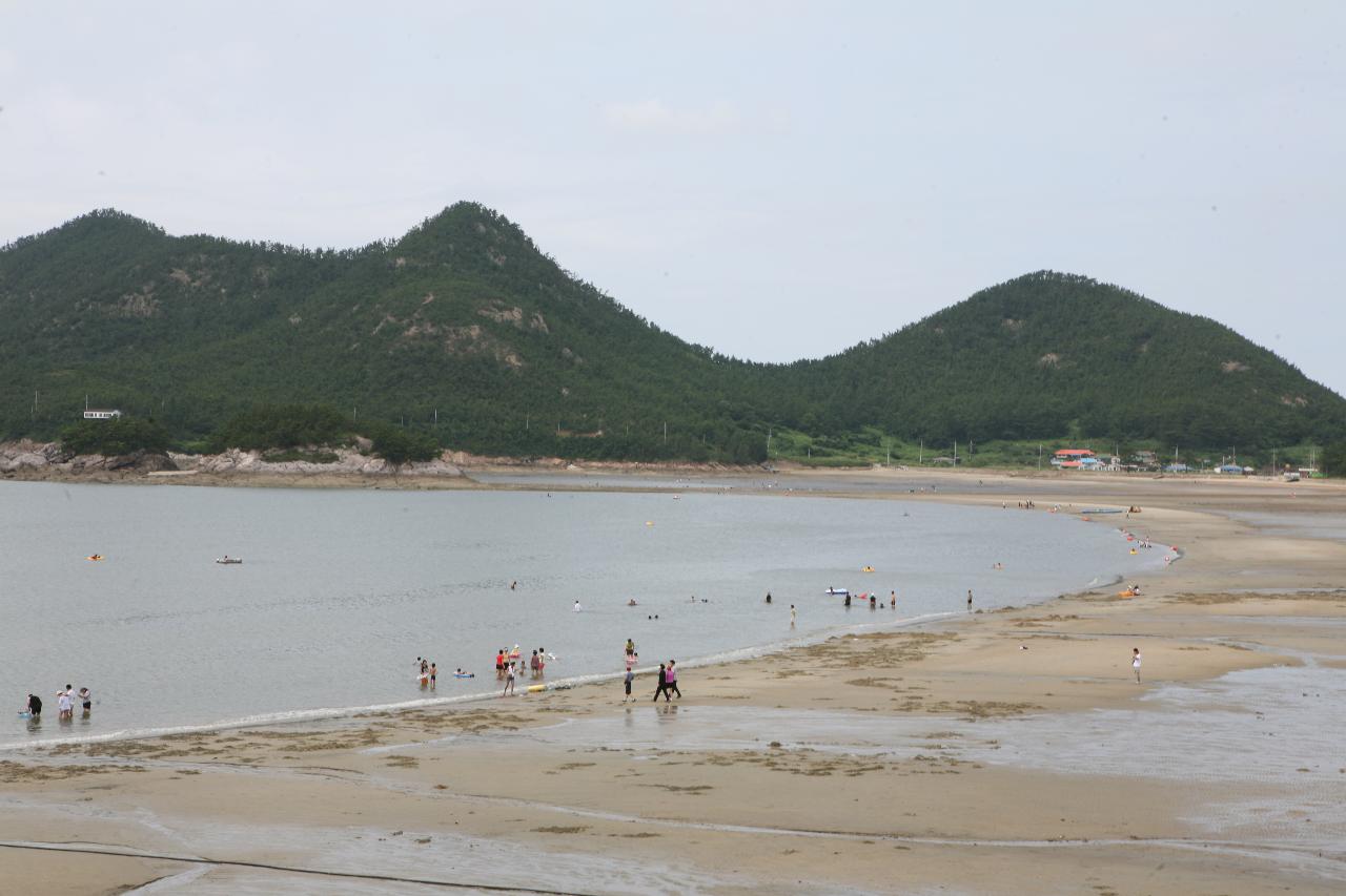 선유도 해수욕장과 망주봉3