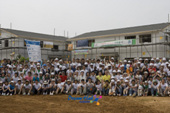 해비다트 자원봉사자들과 기념사진찍은 모습2사진(00015)