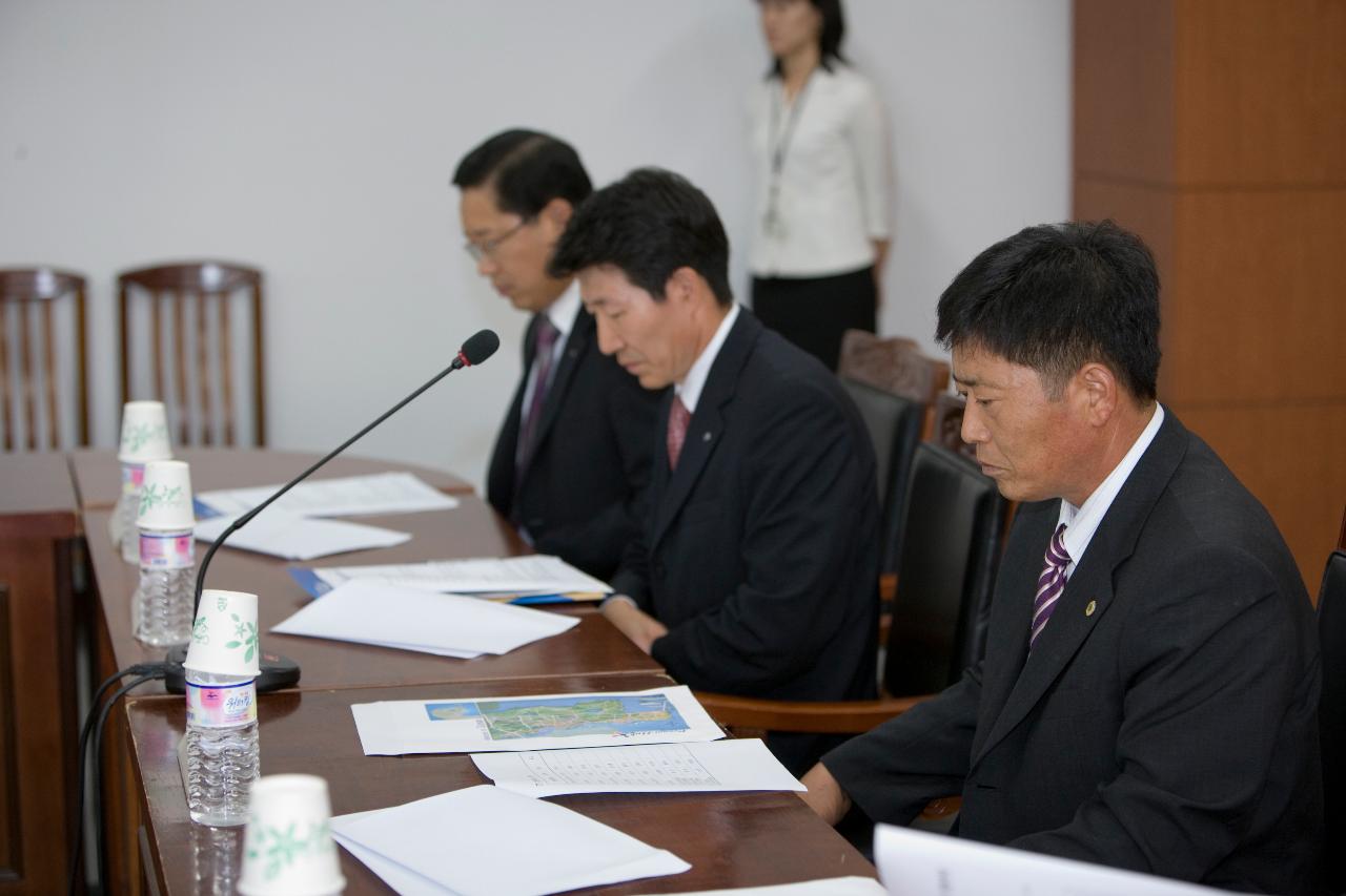 신한은행 도농 자매결연 협약식에 참석한 관련인사들의 모습2