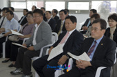 재래시장상품권 판매망 협약식에 참석한 관련인사들의 모습사진(00009)