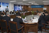 교육발전 진흥재단 협의회에 참석해 앉아계시는 시장님과 임원들7사진(00008)