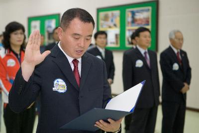 선서를 하고 있는 생활체육선수단 대표2