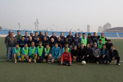 한미친선 축구경기 기념 단체사진1