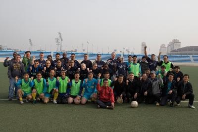 한미친선 축구경기 기념 단체사진3