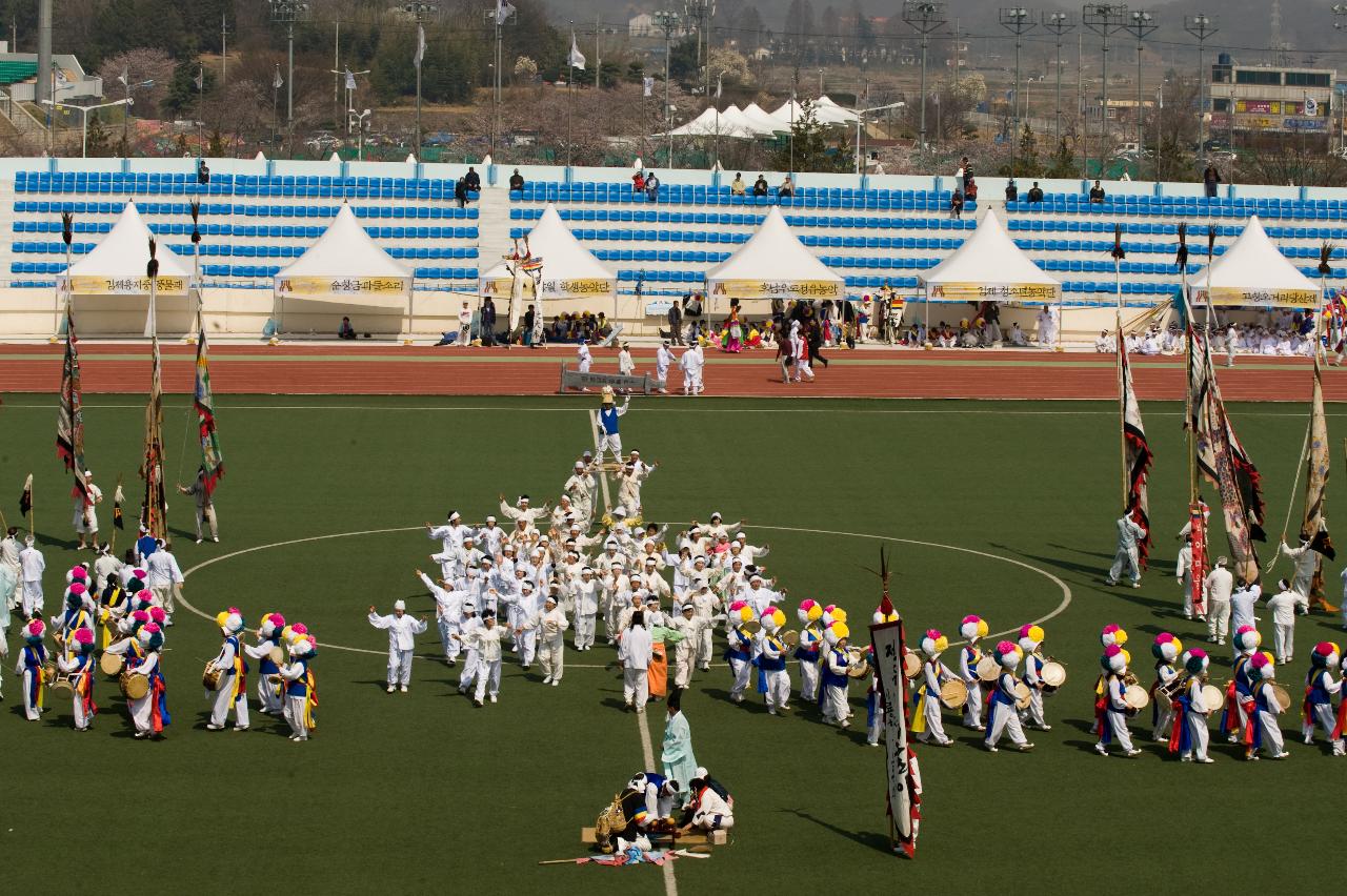 민속예술축제 중인 모습6