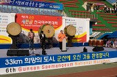 행사에 초청되어온 개그맨 박성광과 박영진과 의원님1사진(00037)
