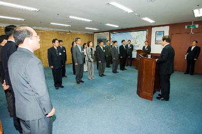 사령장교부식이 진행되고 있는 모습1