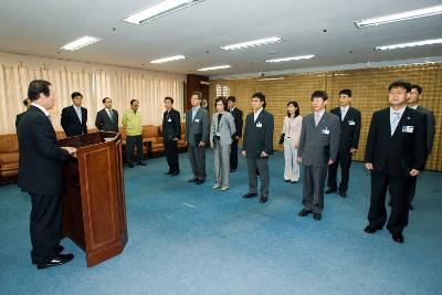 사령장교부식이 진행되고 있는 모습4