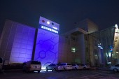 야밤에 밝게 빛나는 군산 교통정보센터 건물의 모습5사진(00008)
