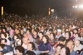 주부가요열창에 참가한 관객들의 모습사진(00349)