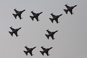 에어쇼 중인 항공기들의 모습1사진(00048)
