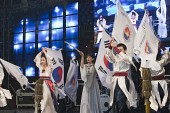 희망군산21비전 선포식기념 깃발춤을 선보이는 사람들3사진(00033)