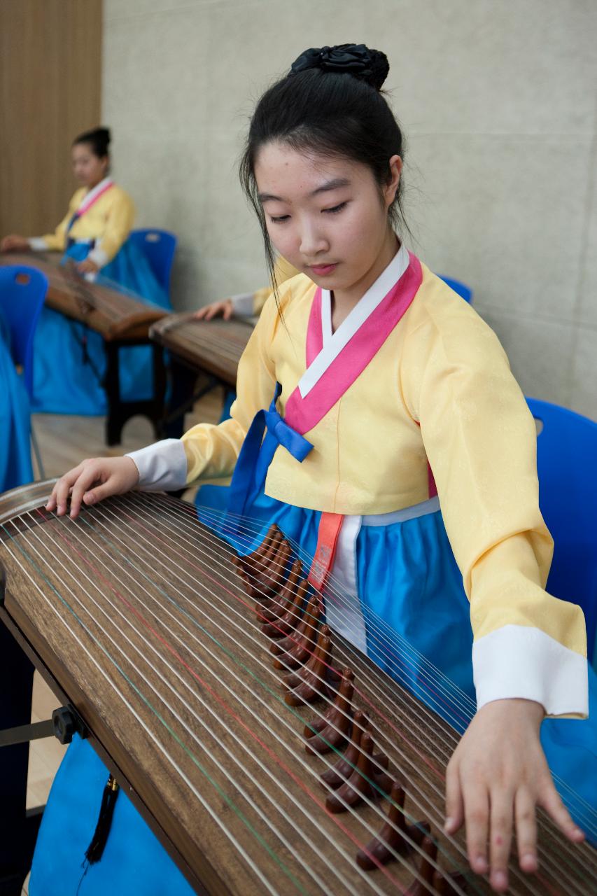 청소년지원체계 통합발대식 가야금 축하공연5