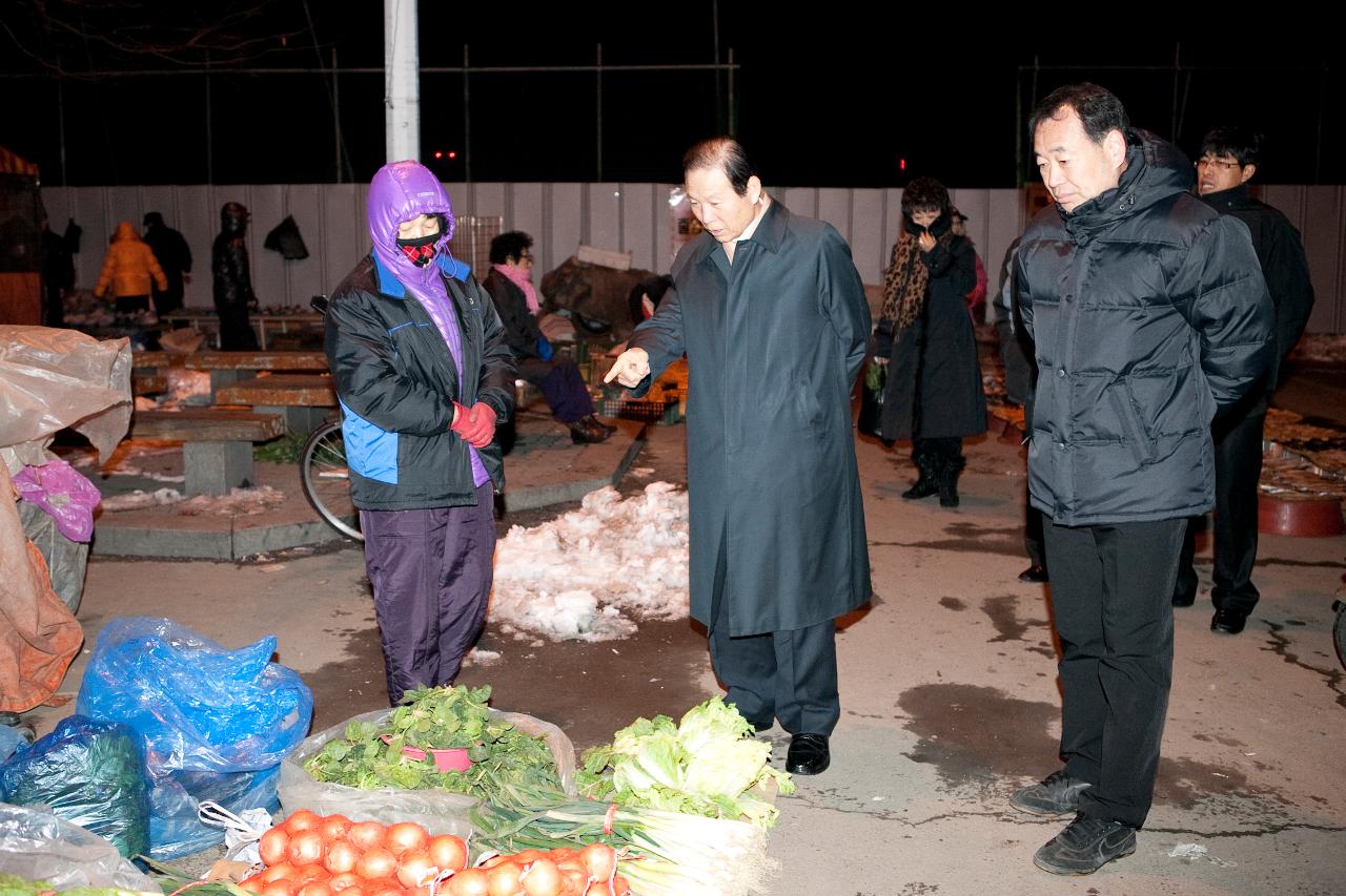 역전 새볔시장 방문