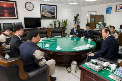 한국GM 이웃돕기 성품전달