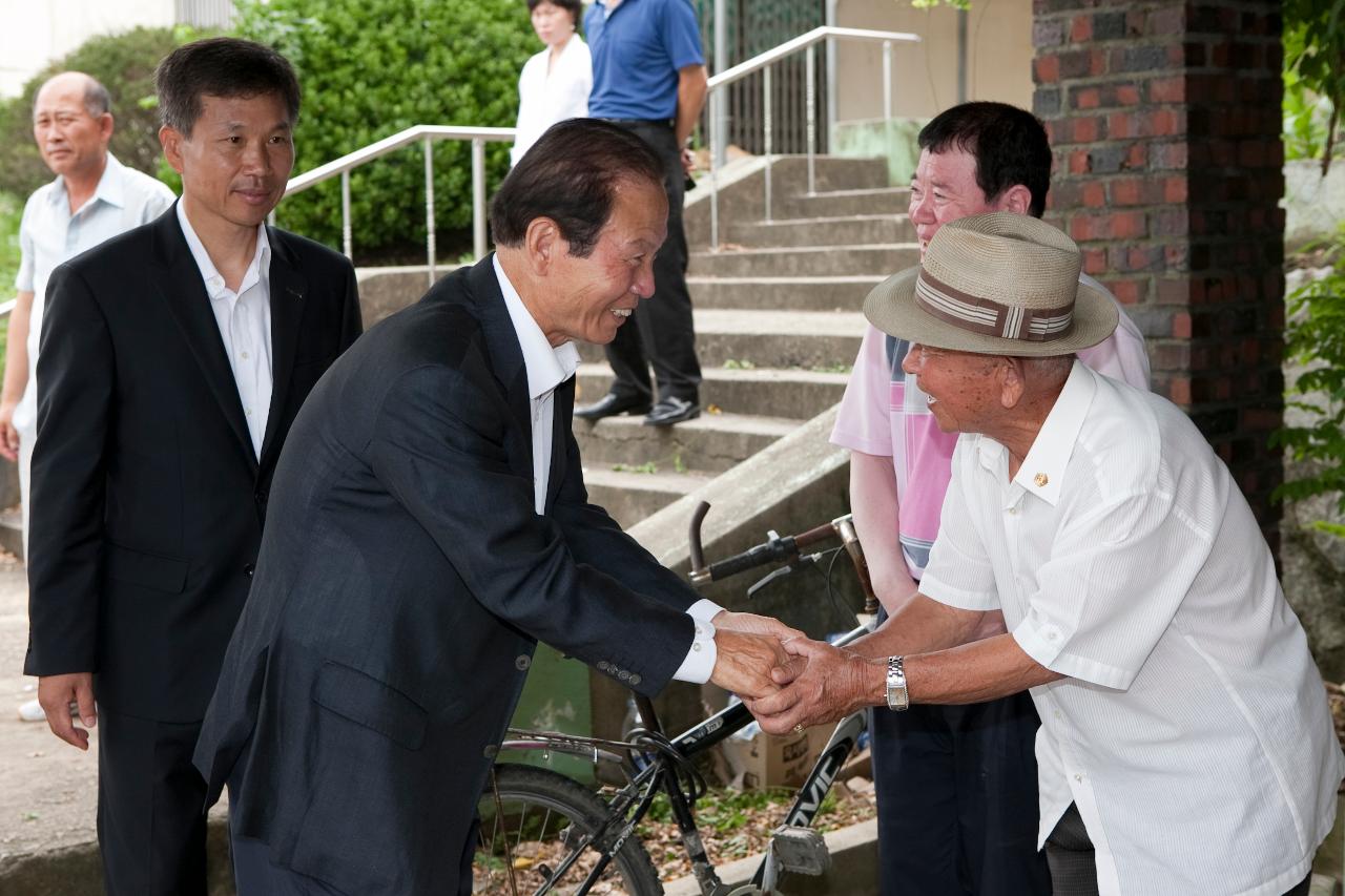 읍면동 체육대회 방문 격려