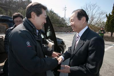 맹형규 행안부장관 4대강 자전거길 현장점검