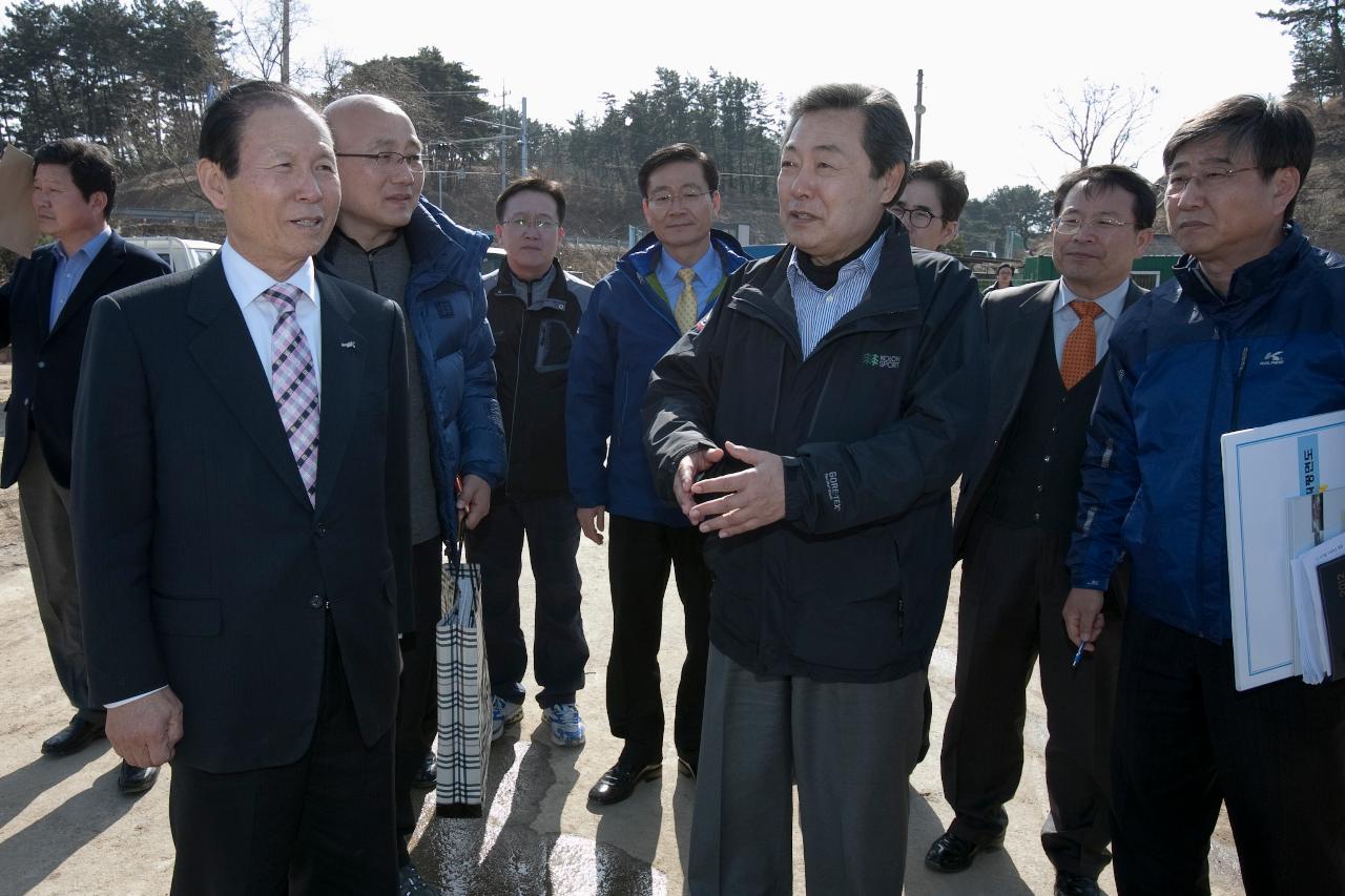 맹형규 행안부장관 4대강 자전거길 현장점검